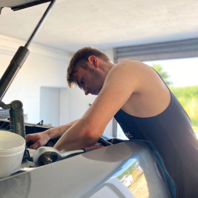 Heute mal ein kleiner Einblick in meine Arbeit. Es wurde der Zahnriemen an einem Hyundai Santa Fe 2 getauscht. 🔧
#werkstatt #meisterwerkstatt #zahnriemenwechsel